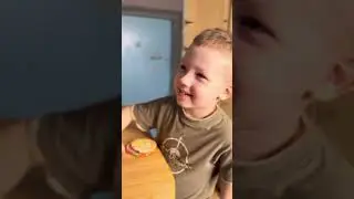 Просто повторяю за братом и сестрой