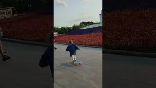 Доча суперлонгбордистка! первые минуты на доске.