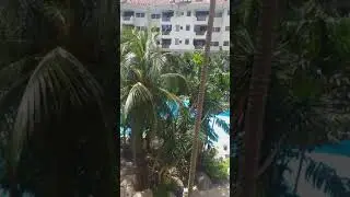 Ang Lakas ng hangin sa labas  