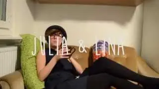 Julia & Lina | Squirt someone in the eye