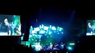 Foo Fighters - Everlong with Fireworks at the end. Live @ Milton Keynes Bowl 02/07/11