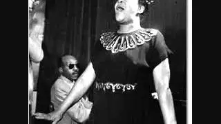 Bertha "Chippie" Hill Feat. Louis Armstrong (cornet) ~ Trouble In Mind 1926