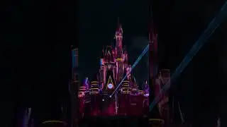 東京ディズニーランド® 新作ショー「Reach for the Stars」 プロジェクションマッピング