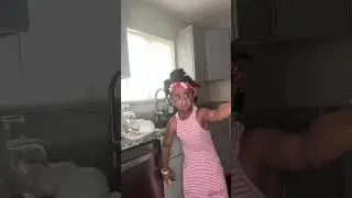 Lmk in da comments if you had dat mom dat was like that #shorts #aliengang