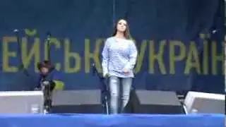 Revolution. Украинская американка. Песня для Вас!