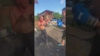 Дедус наказывает молодого