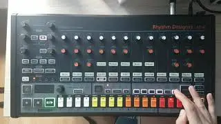 How To Play Basslines with the Behringer RD-8 (Tutorial)