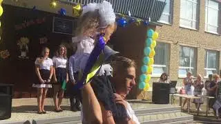 Первый звонок в прифронтовой школе. Чермалык