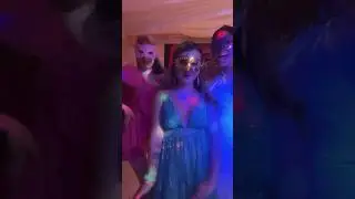 Mask party with my Colombian girls 🇨🇴❤️ traveling in Colombia - watch my insta @angell_link ✨