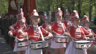 Митинг у памятника воинам-нефтянникам 9 мая