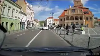Driver avoids pedestrian falling on road only to crash in other car