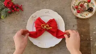 Tavola di Natale: 3 idee per piegare il tovagliolo in modo creativo e originale
