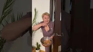 Зять занюхав