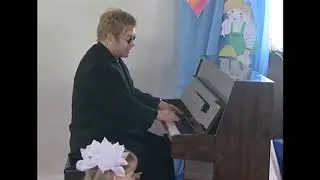 Элтон Джон в Макеевке