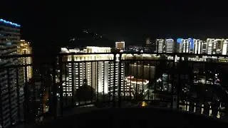 Ночной Санья, вид с 33 этажа отеля Barry Boutique, январь 2020