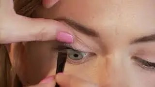Tightline technique: Bring your lashes back to life