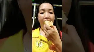 My uncle make this cheesy bread #youtubeshorts