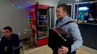Гармонист Алексей Федькин-,, Спеют яблоки и вишни в саду"