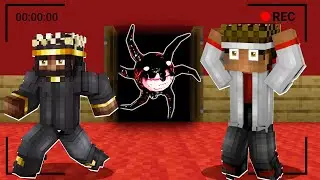 Scary ROBLOX DOORS in Minecraft...