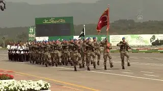 Mehmetçik Pakistan'da
