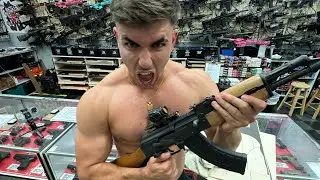 Día 4 🇺🇸 | ENTRENAMOS ESPALDA en un GYM OLD SCHOOL + DISPARO un AKA-47 🔫