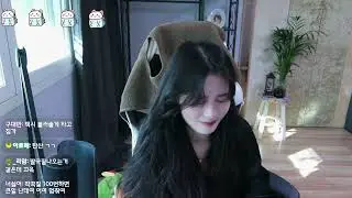 무아냐 has  hiccups 딸꾹질 on Twitch ❤️