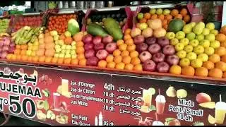 LA BEAUTE DE MARRAKECH AVEC  DIFFERENTS GOUTS DE JUS