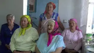 OH MY GOD! HOW BEAUTIFUL GRANDMAS SING! It gives me goosebumps! Why are you married?