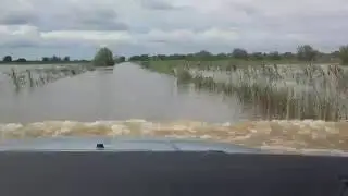 Agua en el camino del Rocio (2016)