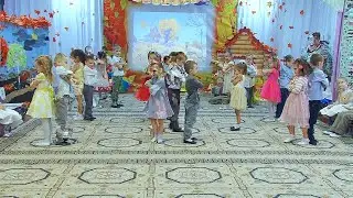 Веселый парный танец  в детском саду 