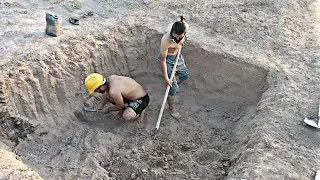 I Built a Primitive Survival Shelter