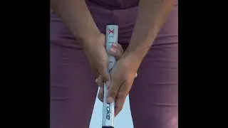 Xander Schauffele / Cross-Handed Putting Grip Slo-Mo Close Up #shorts