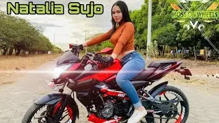 PULSAR NS160 La Mas Rápida de su Segmento | Sesión de Fotos con Natalia Sujo | Chicas Motorizadas