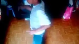 Aaron Breakdance 3
