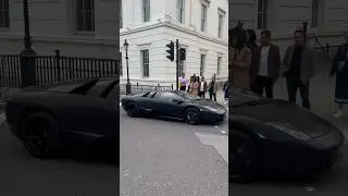 Lamborghini Murcielago cruising around London