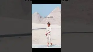 200 years of tourists in front of the pyramid! 