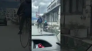 Цирк на дороге