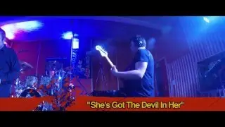 The BluesBones - She's got the devil in her