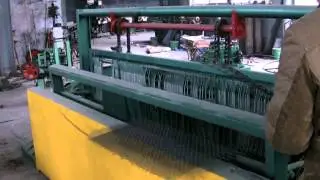 Полуавтомат для производства канилированной сетки.avi