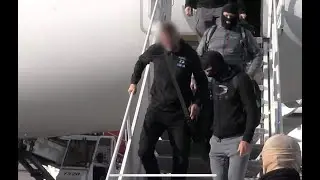 Policisté přivezli ze Senegalu do Prahy muže z příbramského podsvětí, který byl 11 let na útěku
