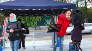 52. Friedensmahnwache Wien - Ausklang der Veranstaltung mit Achim, Michaela & Musik