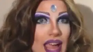 woMAN thinks sHE is a lamp