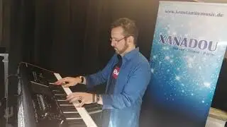 How To Play Schickeria On Keyboard / Piano