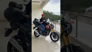 Fully Loaded Triumph Speed 400