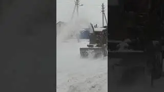 Снегоочиститель на минитрактор