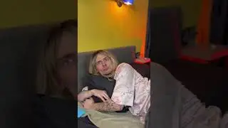 Как засыпают парни и девушки