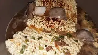 INSTANT RAMEN | SPICY KOREAN RAMEN