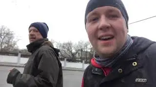 В Москву. Туда и обратно.