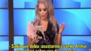 mujer que lee en minutos un libro