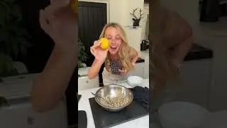 Zesty lemon granola recipe 🍋